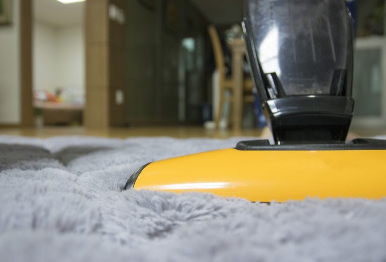 Hoover Self Propelled Vacuum Cleaners