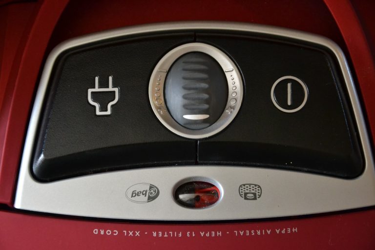 Vacuum Configurations